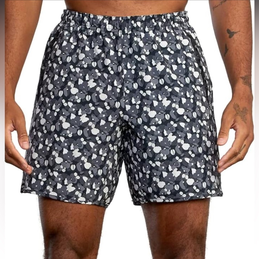 NEW RVCA Yogger Stretch Athletic Men's Black Patterned Shorts